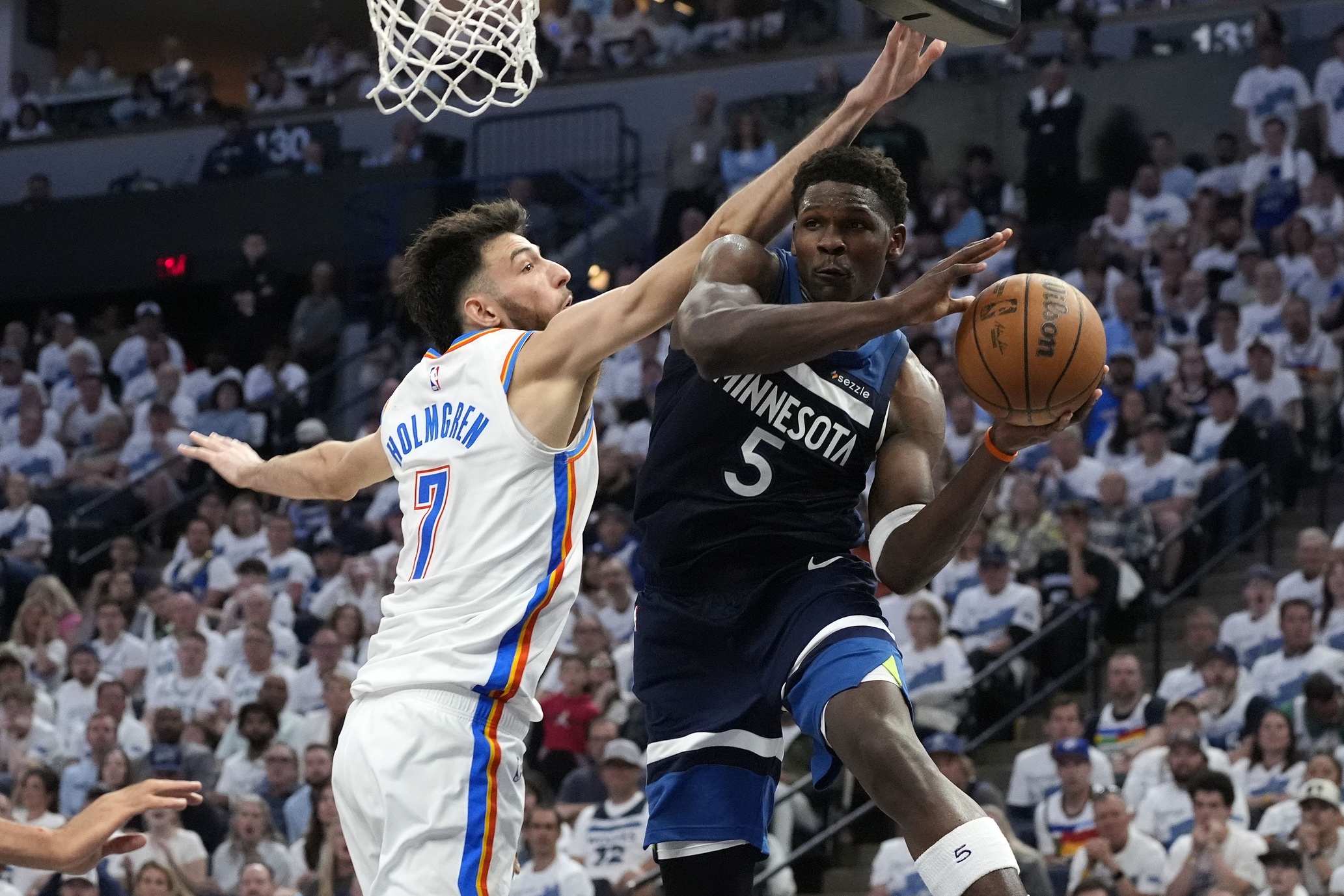 NBA: Playoffs-Oklahoma City Thunder at Minnesota Timberwolves