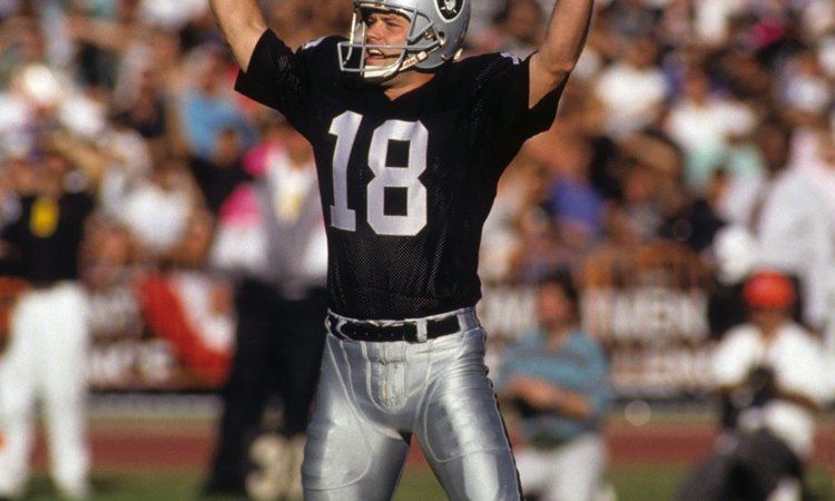 File photo: Raiders kicker Jeff Jaeger kicks a field goal.