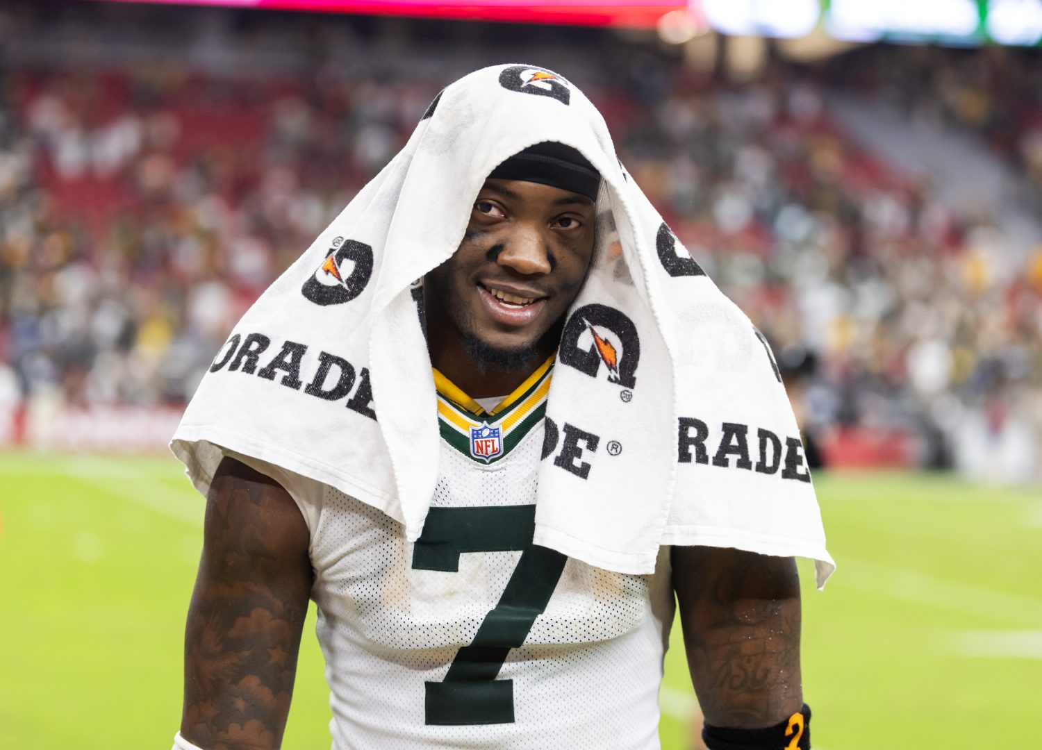 Green Bay Packers linebacker Quay Walker on the sideline during a game against the Arizona Cardinals at State Farm Stadium
