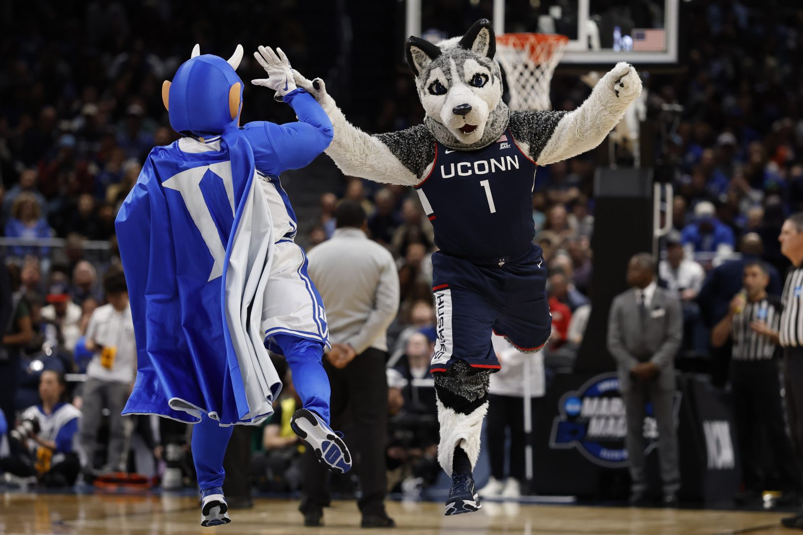 Duke vs UConn in Vegas