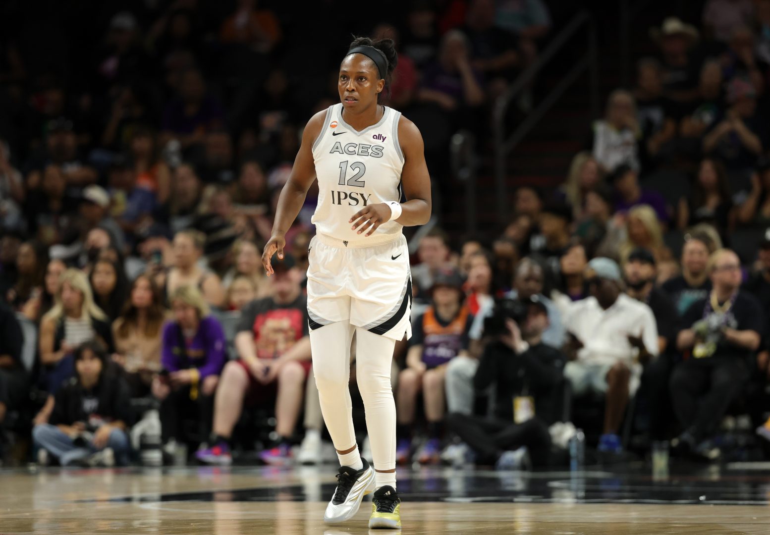 Las Vegas Aces guard Chelsea Gray