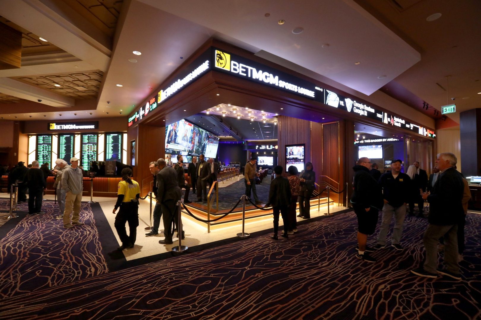 An overall look at the MGM Grand sports betting & entertainment venue